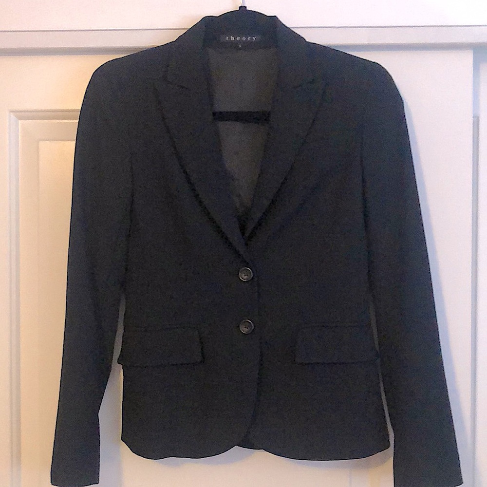THEORY luxury fitted BLAZER, lined w/stripped sleeve lining, Black, size 0 or XS